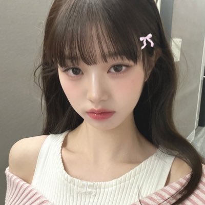 miurawrites's profile picture. jasa tulis tangan di kertas dan goodnotes 💌🖇️ (order via DM/whatsapp)