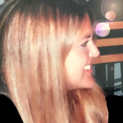 Conservative, Catholic married and mother of 2. Refused to participate in the experimental vaccine and want Trump back in office. I don’t reply DMs. 🇺🇸 🇳🇮