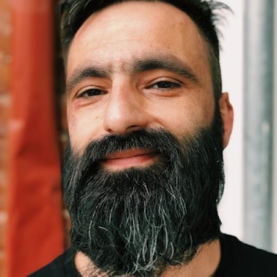 ngdut55662265's profile picture. あらゆる茨の道を切り開き、誰も手がけない新しい創造と取り組め