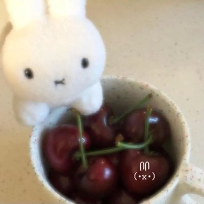 YeonjeongOvo's profile picture. 