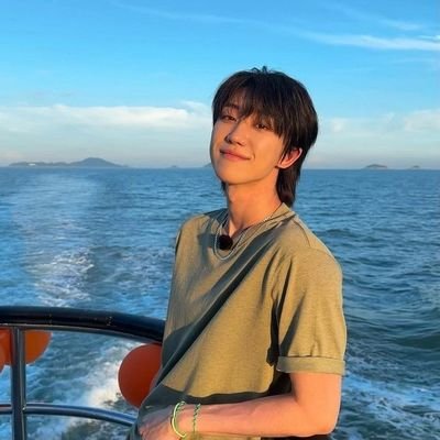 eissarastore_'s profile picture. 🎀 Welcome peeps 🩰 Selling various premium apps, Canva and top up games || Trusted from 2023 || Fast resp on whatsaap ૮₍ ˃ ⤙ ˂ ₎ა