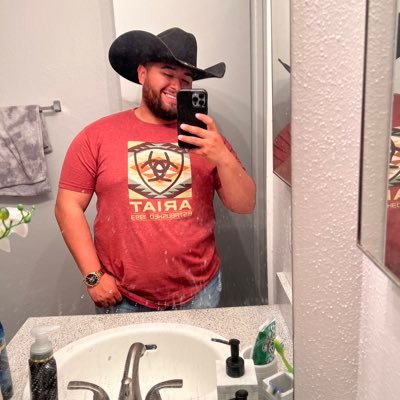 Houston Tx. / #300 #LLZ🙏🏼👼🏻/ Gym 💪🏻/z💖/ electrician ⚡️🔌/110kg 🏋🏽♂️