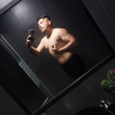 RN:Jonathan Nicolas/26 years
🇨🇱
🐱
Gamer Bisex
Entreno para generar plata con mi cuerpo algún día ,ya que la vida es cara😏😉
