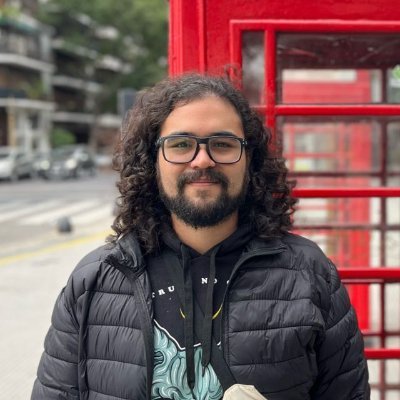 computer scientist, master in software engineering, frontend engineer, gardener, amateur musician, capoeirista and sometimes writes about tech