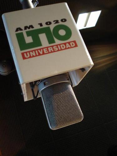 Lunes a Viernes de 9 a 12 hs. por LT10, AM 1020