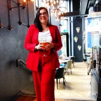 PhD Student at @UniofReading and @cardiffuni with the @SWWDTP | she/her | Feminist and anti-fascist | long suffering Ferrari fan