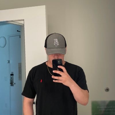 TheLifeOfIsiah's profile picture. 