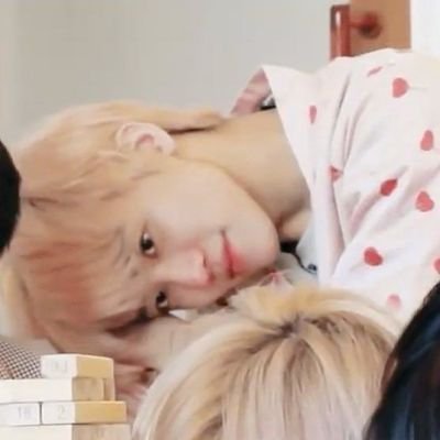 rant —  ୨ 📢 let’s all prepare to be whisked to the magical land of candy! つ᎑•) ♡‧₊˚