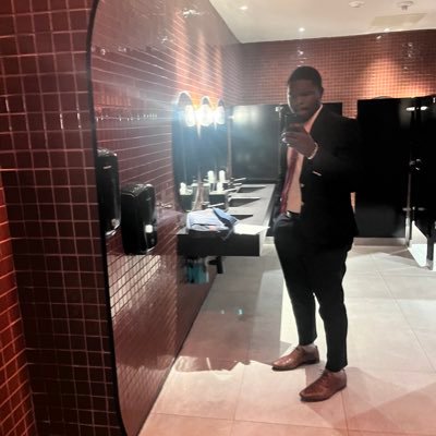 live, laugh and gwaan• I come on here whenever I have work to do. MSc economics in case u want to give me a job