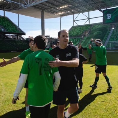 Enjoying 90-minute work days for: #AustinFC | ESPN | SEC | Big 12 | NCAA
 ...Tweets about sports that aren't futbol: @LincolnRose