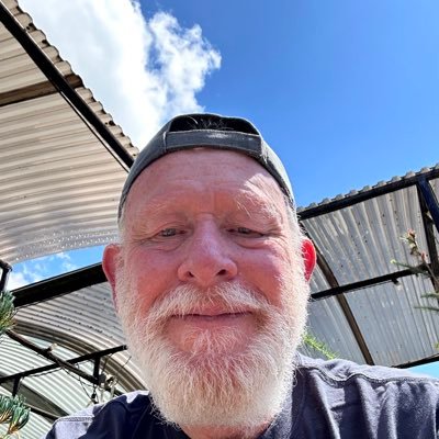 Retired. Tweeting hope for a better world.