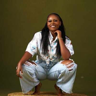 ola__oluwakitan's profile picture. Own https://t.co/EnCmIfxwqL