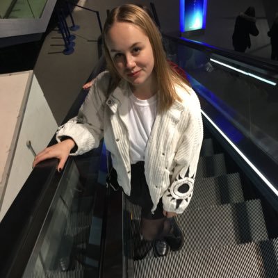 9999problems's profile picture. 5‘2 with some attitude ❁ she / her