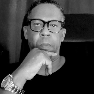 Master Entertainment Consultant
MOXIE WORLD MUSIC
Stay ready, no need to get ready.