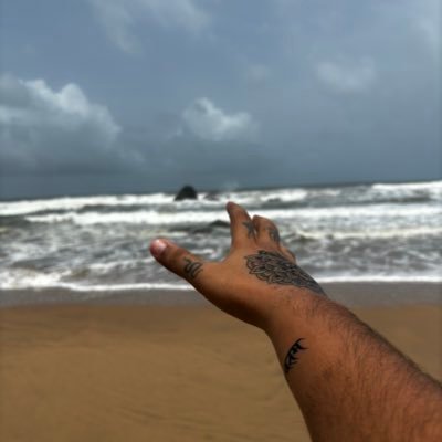 readingdiet's profile picture. I code, I read, I tweet. 🇮🇳 | Sharing my opinion on #Tech, #Books, and more😊