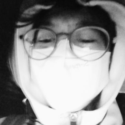 metahumannat's profile picture. 85% complaining.