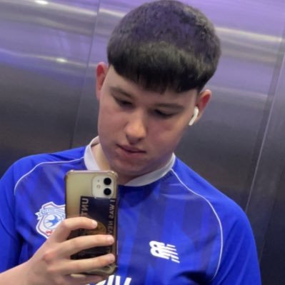 Dylanbear0709's profile picture. Cardiff City 💙🏴󠁧󠁢󠁷󠁬󠁳󠁿🍋🍻