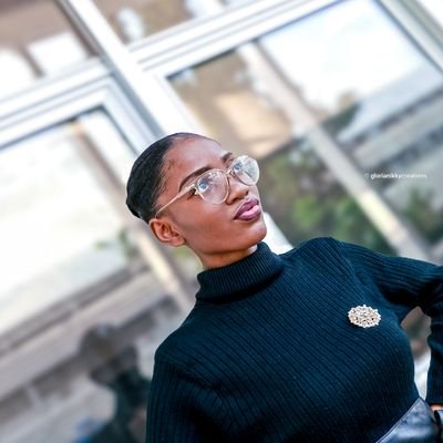 BetsyOlabiyi's profile picture. Content Writer | Graphic Designer | Finance Enthusiast | Growth Freak |
I tweet about personal development, personal branding, and personal finance.