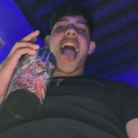 emitê (@martiinszxc) 's Twitter Profile