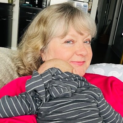 Mum, Grandma, INVICTUS Supporter, Retired
#KingofHearts - Prince Harry 🩵 #RescuedHarry - Meghan, the Duchess of Sussex 🩷
Defund the British Royal Family!