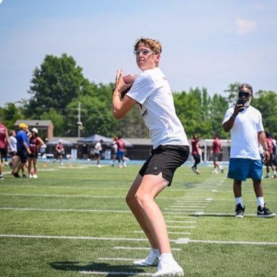 🏈🏀🏃- Ht-6'4 Wt-18- Girard High School- Qb, Wr, OLB, De- GPA 4.0- Gmail: River.rogers1224@gmail.com