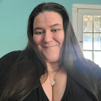 PrincessMoLLiy's profile picture. 