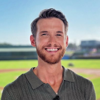 That guy who really likes the weather. 🌤🌪🌩 CBS Miami Meteorologist • 🙌🏼 U Miami • B.S. Meteorology • M.P.S. Broadcast Meteorology