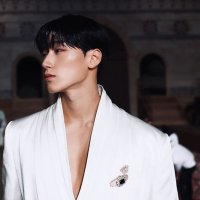 caroš· (@minkrokosm0s) 's Twitter Profile