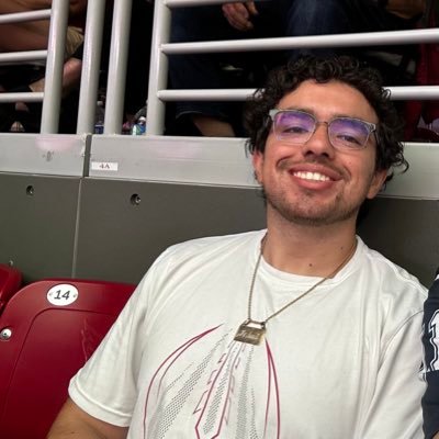 Following my passion of covering the #AZCardinals | @UArizona alumni | No affiliation with @AZCardinals or @NFL | #BirdGang #SunsUp #DBacks