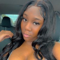 𝘵𝘩𝘦 𝘯𝘦𝘹𝘵 𝘣𝘦𝘴𝘵 𝘵𝘩𝘪𝘯𝘨 🤭 (@heavenisrevl) Twitter profile photo