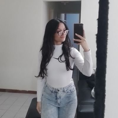 perlabagnis's profile picture. ♑️🖤