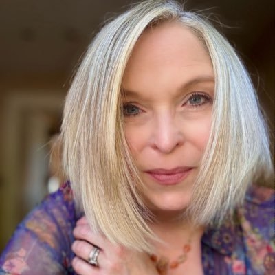 @MurrowCollege professor of #stratcomm #gocougs. Post regularly on LinkedIn (in/rebeccacooney) & Instagram (@professorcooney).