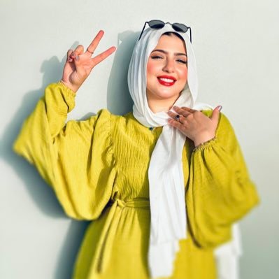 أحزانك لن تدوم وهذا الوقت حتماً سيمضي ، فلعل اجمل أيامك لم تأتي بعد 🖤