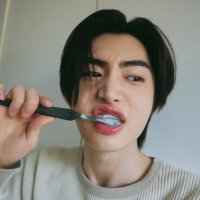 mica 𐙚 (@lovrsolon) 's Twitter Profile