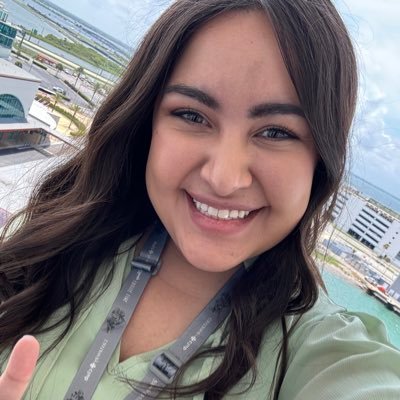 _MsLeos's profile picture. “All our dreams can come true, if we have the courage to pursue them” - Walt Disney