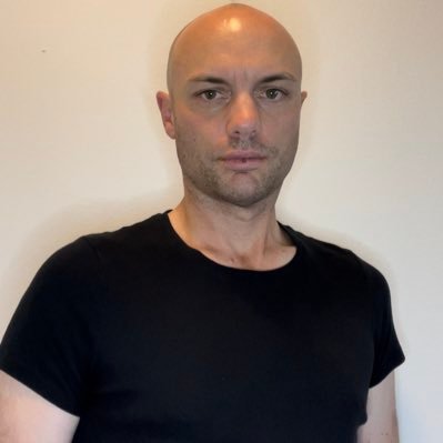 Irish Vegan Actor & Producer based in Los Angeles. Not Liberal, Conservative, Democrat, Republican. GGMU. Pro 2nd Amendment 🔫🇮🇪☘️