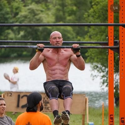 He14nde's profile picture. Property🏘
Crossfit🏋‍♀️
Food 🥞
Crypto £
Boxing 🥊
Football ⚽️ 
Family ❤️