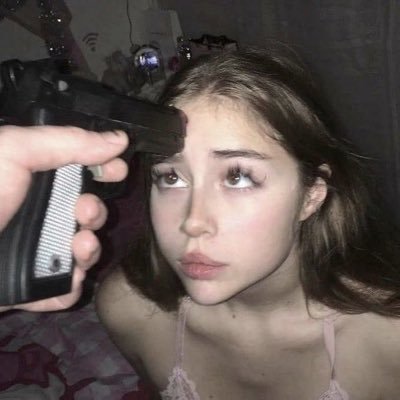 livvykat's profile picture. a lover of another lover .