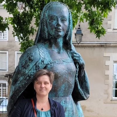 kateri77's profile picture. @kateri on post and spoutible, @77kateri on threads, @kateri77.bsky.social