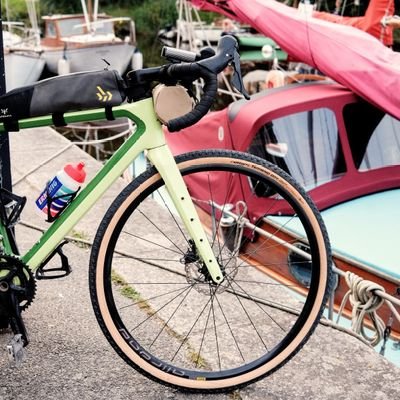 Vélo-taffeur / Bikepacking 🚲
SRFC 🔴⚫
Passionné par le Vélo le Trail la Photographie
et les JV 📸🌅🏃🚴♂️