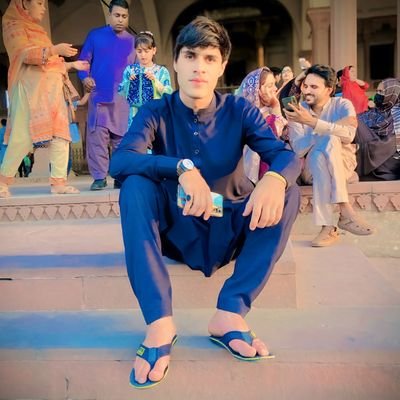#Alhamdullah for every thing🇵🇰
And proud to be a Muslim❤
Follow me i will give you follow back🙏🏾