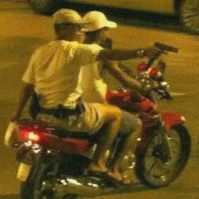 THARINDUWICKRE's profile picture. 