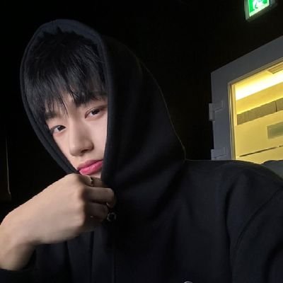 파도가 막아 그냥 가르고 나가🌊