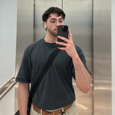 Ayaxlbok's profile picture. Product, Business & Marketing, amo el desarrollo de productos digitales.

Argentinian🇦🇷 living in Madrid🇪🇸 con ganas de volver al Imperio Austral ☀️🦁