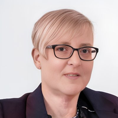 Customer Focused Director | Driving Customer Success | Innovating Processes