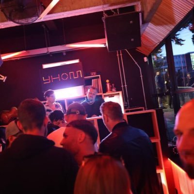 DJ of all things DISCO & HOUSE. That Jack,the skip and groove is what it’s all about!!!