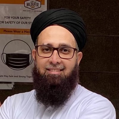 Entrepreneur | Professional Raaqi | Go-Giver | Abibliophobic | Nemophilist | Hodophile