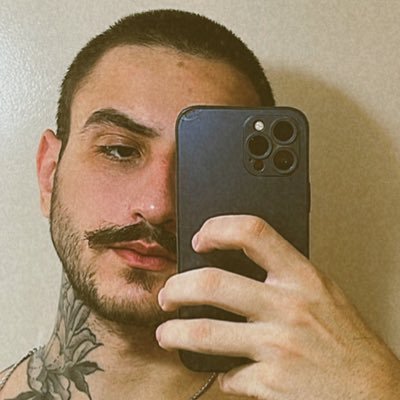 vini_caldi's profile picture. dono de bar, rato de academia e estudante de gastronomia