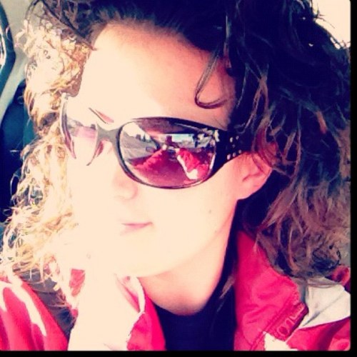 dhteillet's profile picture. 