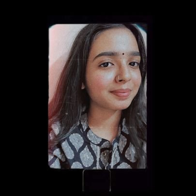 geetikaka's profile picture. FrontEnd Developer